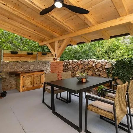 Relaxing Апартаменты Корнич